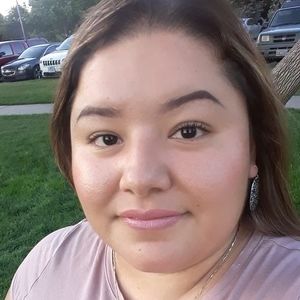 Meet your Posher, Ana